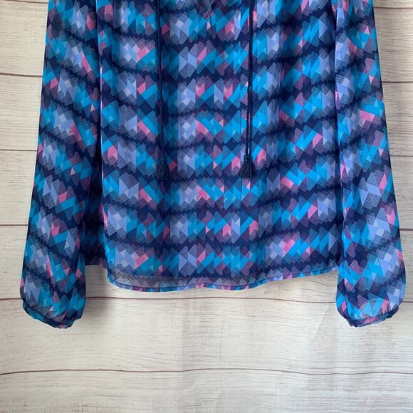 Decree Blue and Pink Abstract Blouse Tassel Tie String Long Sleeve Size Medium - Picture 3 of 15